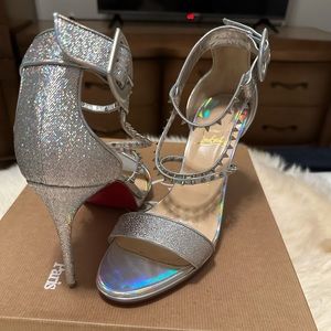 Christian Louboutin Chicago Lux 120 Lurex Specchio silver spike heels